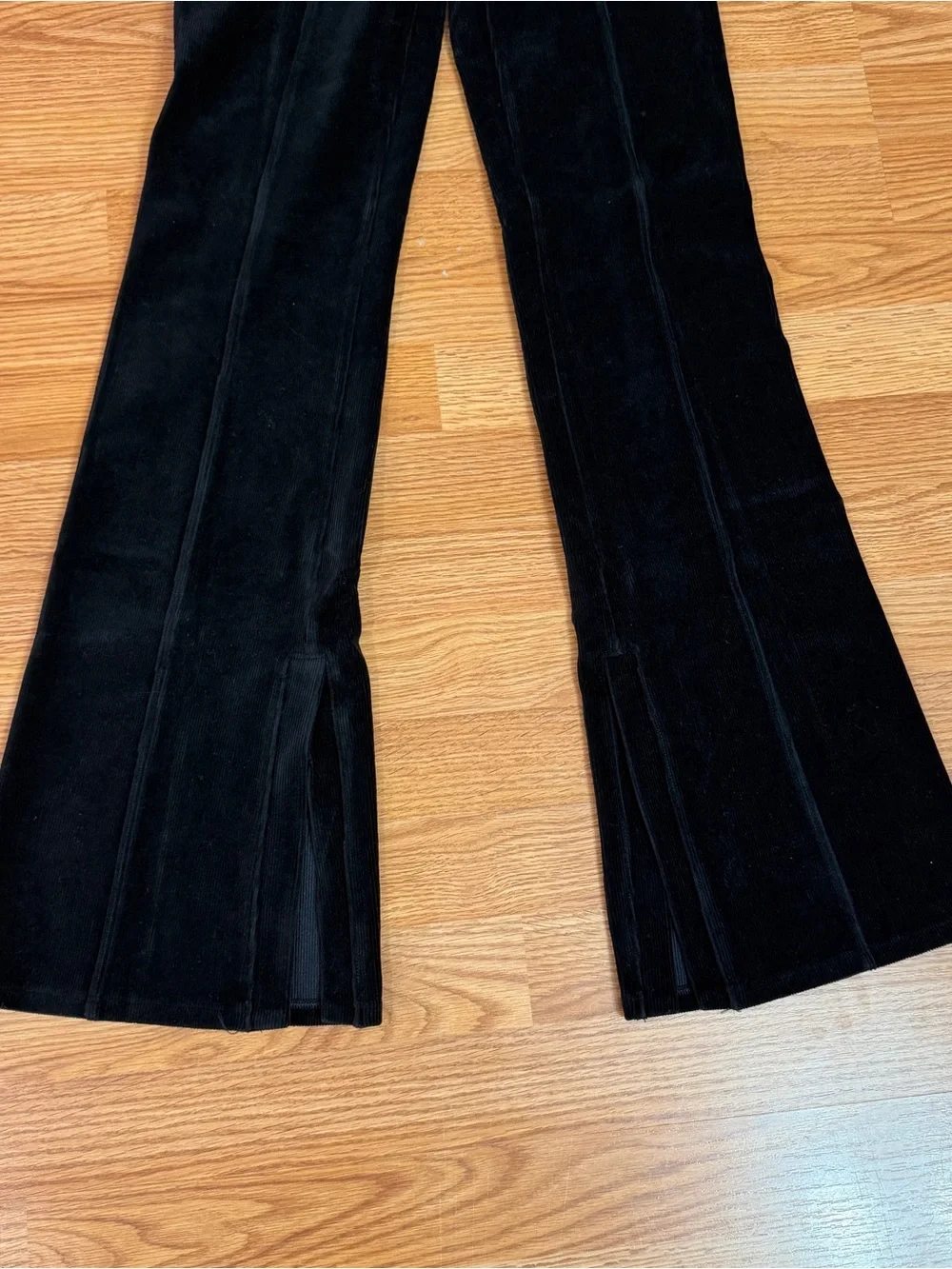Alo Yoga black high waist flare corduroy pants size small